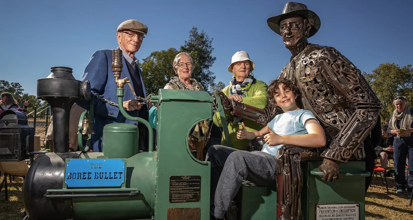 Fischer's memorial sculpture finally unveiled at Boree Creek