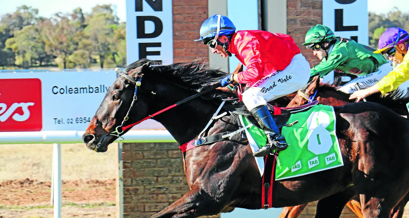 Cracking day of racing at the Narrandera Cup