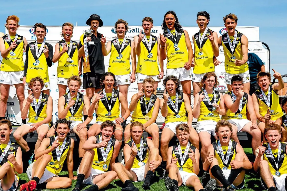 The 2020 AFL Riverina Gallagher Under 17 Champions Osborne after their win over Leeton Whitton. Photo: Andrew McLean Photography\\n