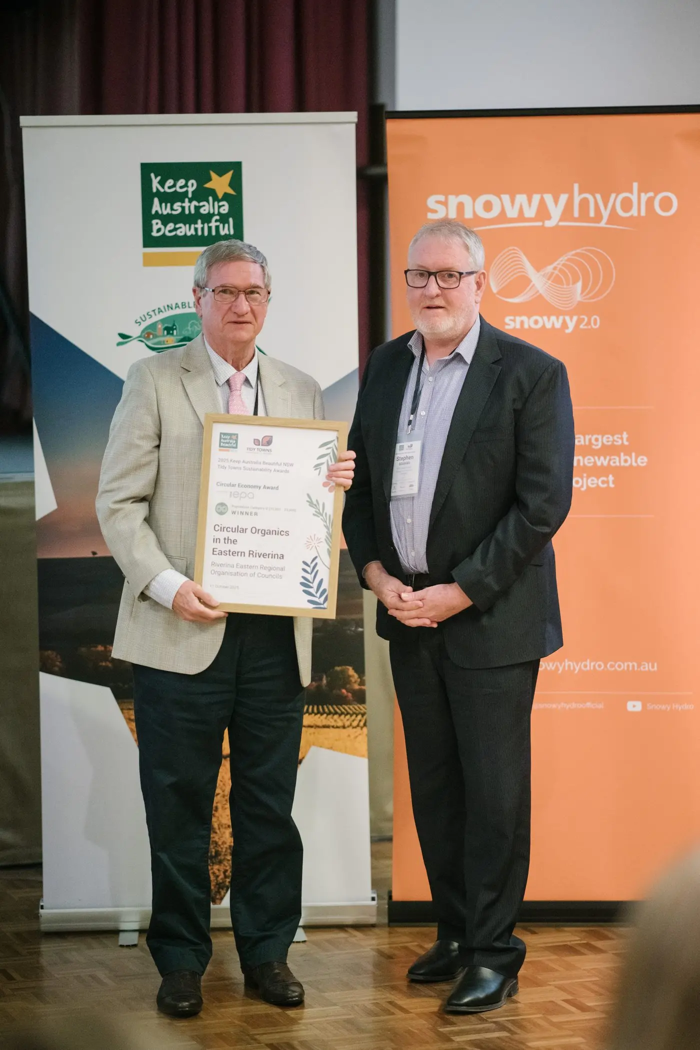 REROC Circular Economy Officer Peter Dale (left) accepting the Tidy Towns Award.