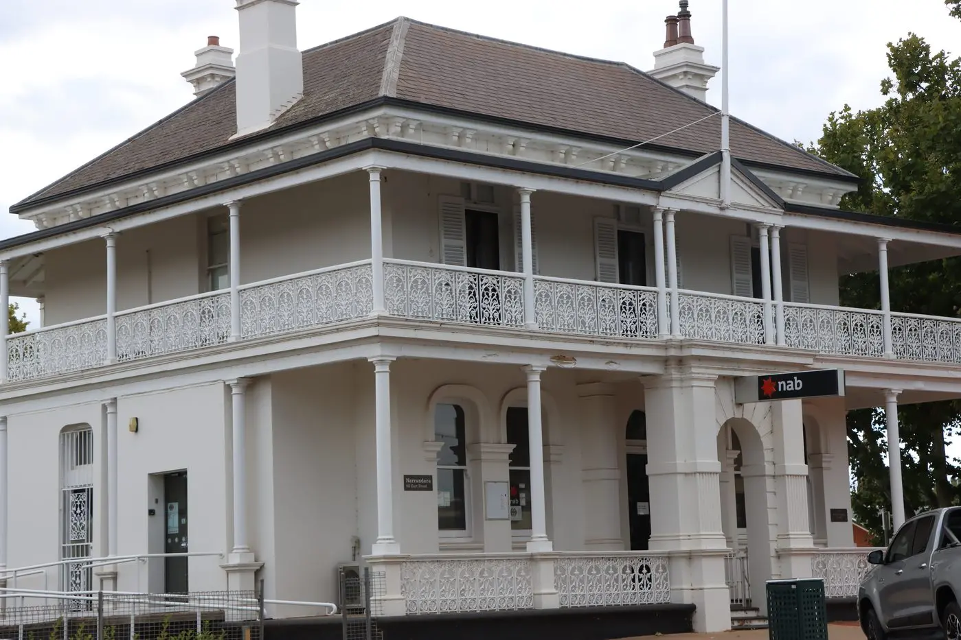 Narrandera\\u2019s National Bank branch\\u2019s sudden closures have irritated local people wanting to utilise their services.