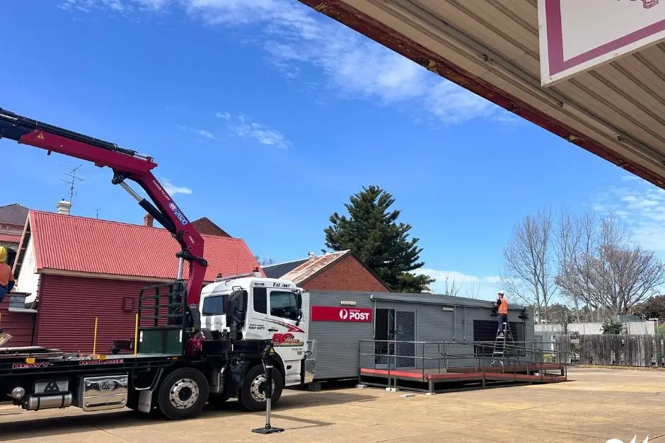 Australia Post pictured establishing the temporary post office at Process Printers at 92 Audley Street, Narrandera.
