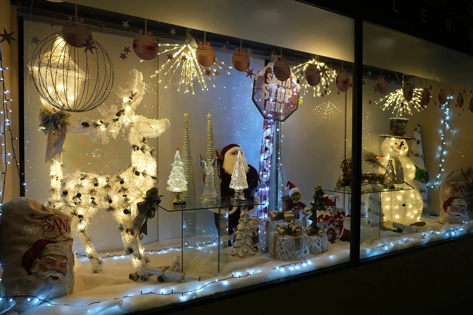 <p>Over 200 homes and businesses come together to illuminate the town.</p>\\n