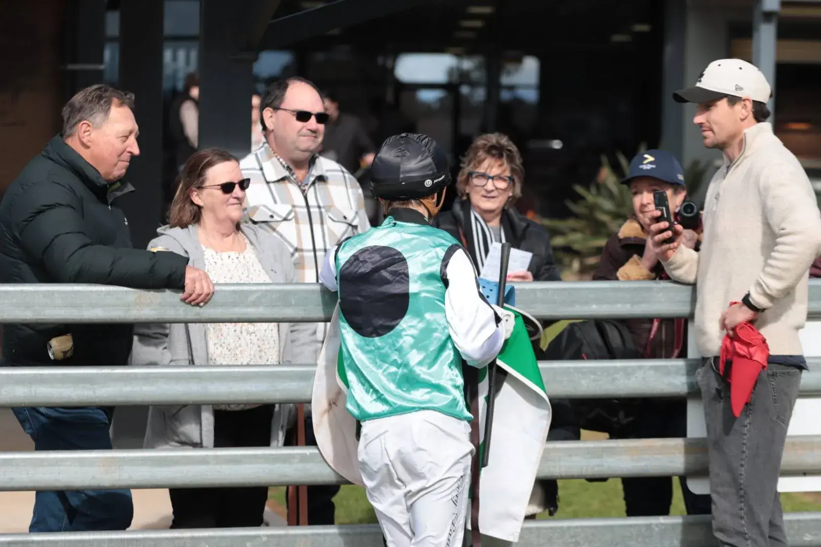 <p>Narrandera Race Club will be offering free entry to its race meetings this season.</p>\\n