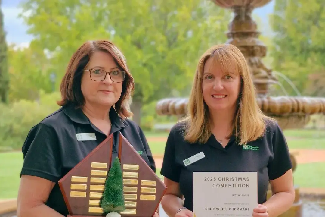 <p>Terry White Chemmart Narrandera won the Narrandera Shire Councl 2025 Christmas lights competition.</p>\\n