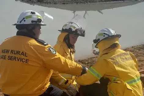 <p>COMRADES: Volunteers are wanted for Gillenbah Rural Fire Service.</p>\\n