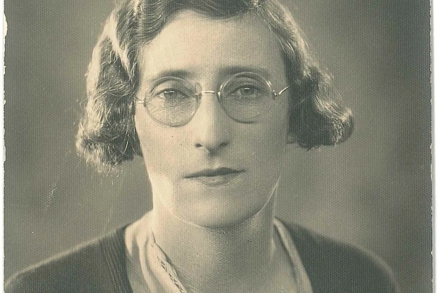 <p>Gwen Green</p>\\n