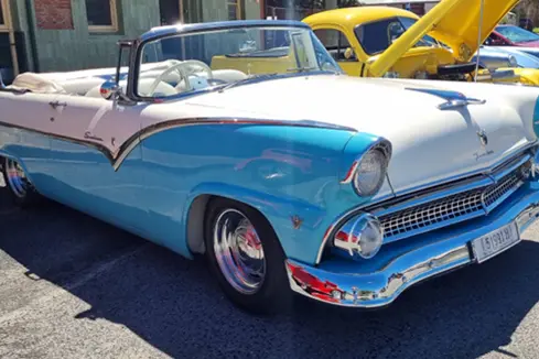 <p>Winner of two categories Pre 1960 and Paintwork : Alan McKenzie (Ford Sunline, 1955).</p>\\n