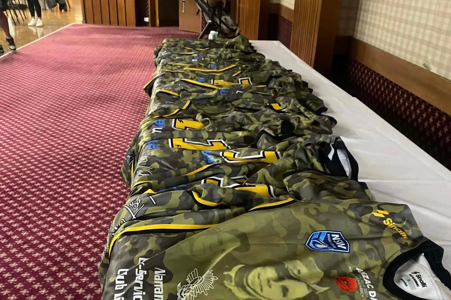 <p>JERSEY AUCTION: The Narrandera Lizards held a jersey auction with their ANZAC Day attire after the game last Saturday.</p>\\n