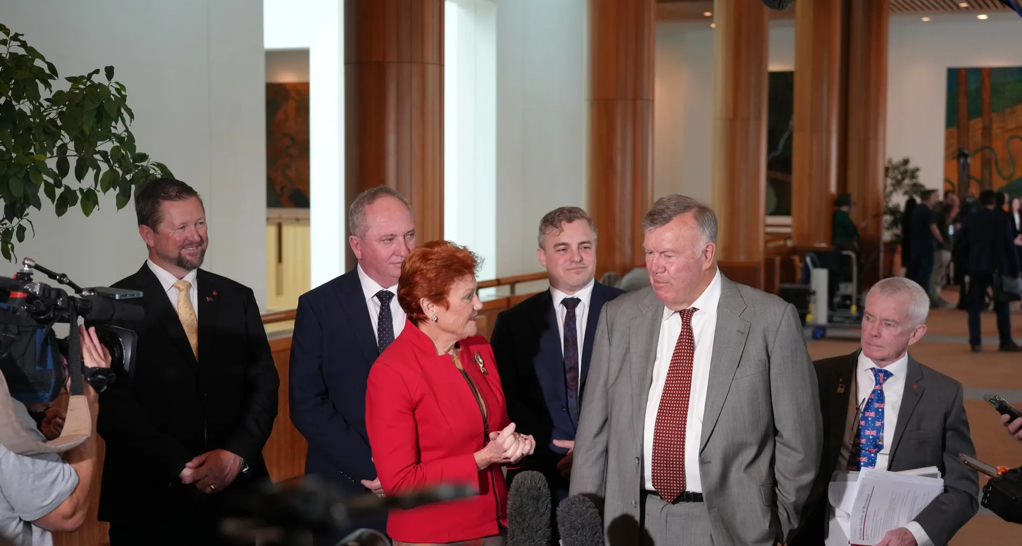 New member for Farrer introduced to Parliament