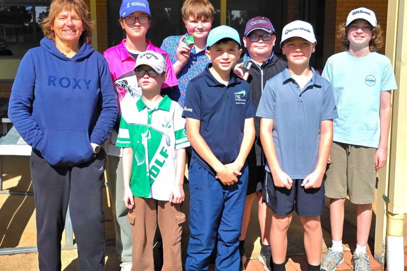 <p>Narrandera junior golfers who competed in Sunday\\u2019s junior competition.</p>\\n